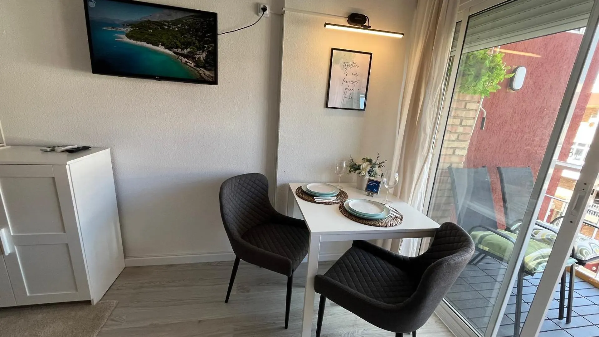 Coastal Feeling, Sea Views & Pools Apt Hercules Benalmadena